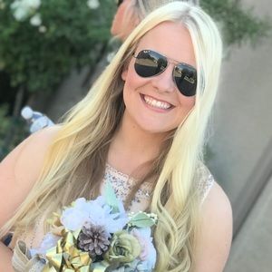 Meet your Posher, Briana